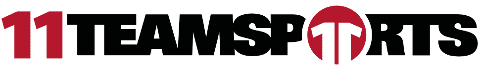 Logo von 11teamsports mit roter Schrift und stilisiertem T-Shirt im Kreis.